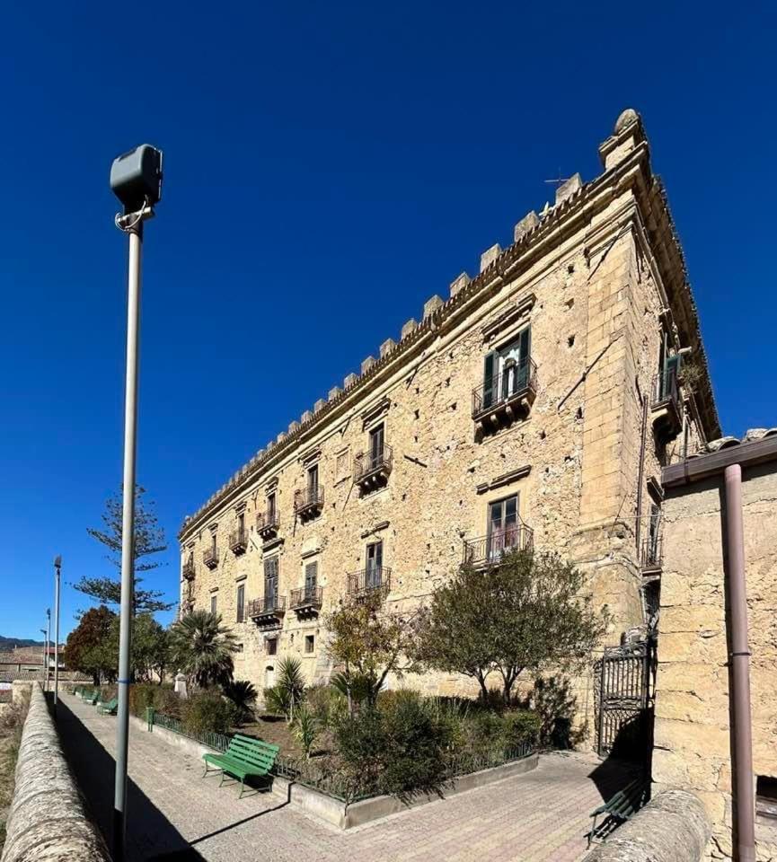 Casa Vacanza Helios Leonforte Zewnętrze zdjęcie